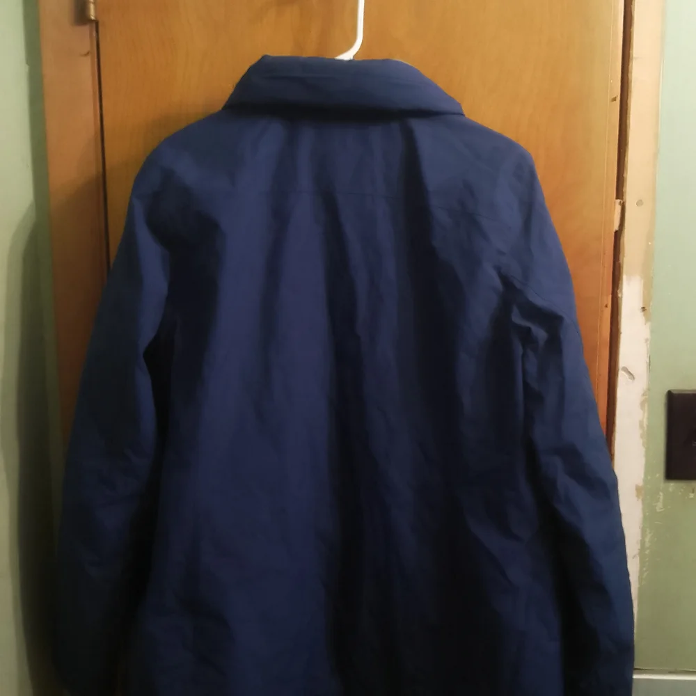 L.L. Bean Men's Blue Jacket It's Waterproof Nylon And Polyester And Fleece Large